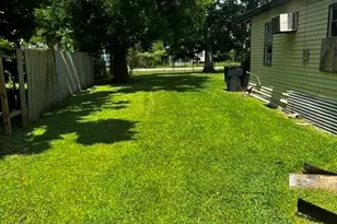 7214 Schuller Rd, Houston, TX 77093 - Photo 8