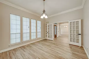 18 Turtle Creek Manor, Sugar Land, TX 77479 - Photo 8