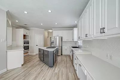 18 Turtle Creek Manor, Sugar Land, TX 77479 - Photo 14