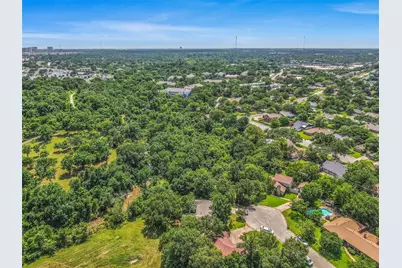 3814 Valley Oaks Drive, Bryan, TX 77802 - Photo 6