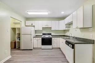 1037 Wall St, Houston, TX 77088 - Photo 12