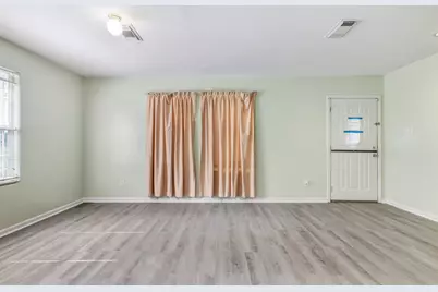 1037 Wall Street, Houston, TX 77088 - Photo 6