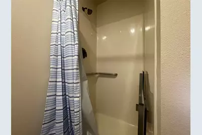 1104 Rorem Avenue #3, Palacios, TX 77465 - Photo 16