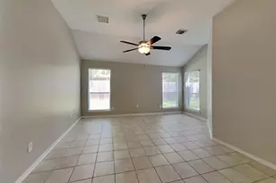 18 Vista Mill Pl, The Woodlands, TX 77382 - Photo 8