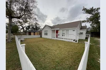 1917 Thonig Road, Houston, TX 77055 - Photo 1