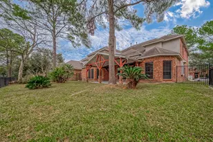 10327 Sablebrook Ln, Houston, TX 77095 - Photo 46