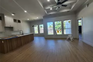 7341 Miley St, Houston, TX 77028 - Photo 10