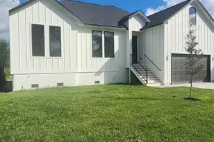 7341 Miley St, Houston, TX 77028 - Photo 2