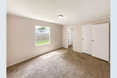 11919 Kingslake Forest Drive, Houston, TX 77044 - Photo 28