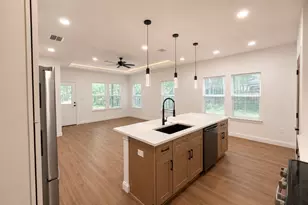 220 N Fairway Loop, Coldspring, TX 77331 - Photo 4