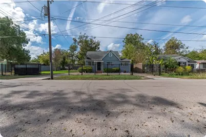 4303 Castor Street, Houston, TX 77022 - Photo 1
