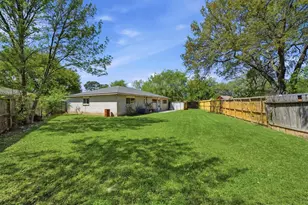 7530 Millbrae Ln, Houston, TX 77041 - Photo 16