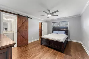 10719 Del Monte Dr, Houston, TX 77042 - Photo 14