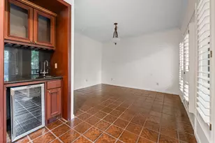 294 Sugar Berry Cir, Houston, TX 77024 - Photo 12