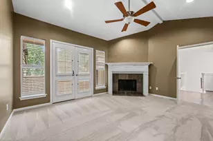 294 Sugar Berry Cir, Houston, TX 77024 - Photo 24