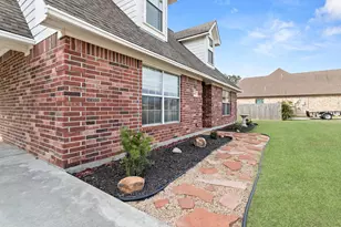 160 Lauren, Orange, TX 77630 - Photo 4
