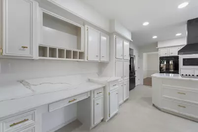 6711 Walton Heath Drive, Houston, TX 77069 - Photo 12