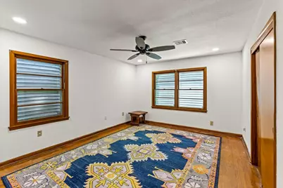 4827 Avenue Q 1/2, Galveston, TX 77551 - Photo 16