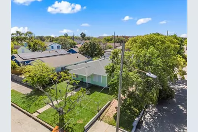 4827 Avenue Q 1/2, Galveston, TX 77551 - Photo 24