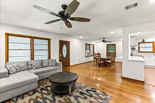 4827 Ave Q 1/2, Galveston, TX 77551 - Photo 8