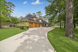 1720 Magnolia Ln, Kingwood, TX 77339 - Photo 6