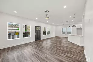 2111 Chapman St, Houston, TX 77009 - Photo 6