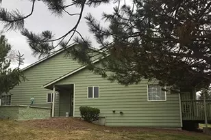 242 SW 3rd St, Other, OR 97741 - Photo 4