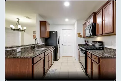 9815 Opal Rock Drive, Rosharon, TX 77583 - Photo 4