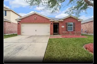 9815 Opal Rock Dr, Rosharon, TX 77583 - Photo 2