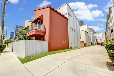 1211 Arthur Street, Houston, TX 77019 - Photo 2