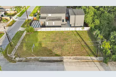 2118 Sampson Street, Houston, TX 77004 - Photo 2