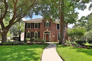 72 W Sandalbranch Cir, The Woodlands, TX 77382 - Photo 1