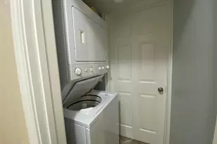 215 Postoffice, Galveston, TX 77550 - Photo 12