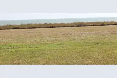 3316 Bay Ridge Drive, Palacios, TX 77465 - Photo 2