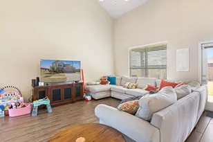 1037 McDonald Dr, Crowley, TX 76036 - Photo 14