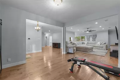 816 Sherwood Forest Drive, Dickinson, TX 77539 - Photo 6