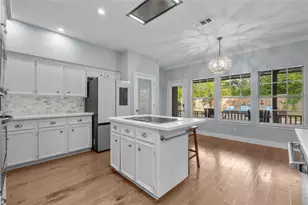 816 Sherwood Forest Dr, Dickinson, TX 77539 - Photo 22