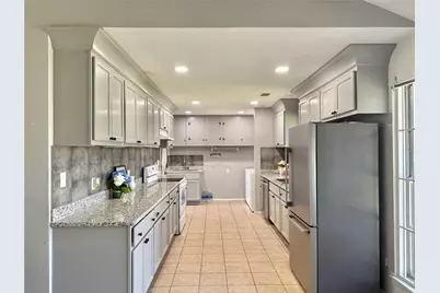 8906 Leader Street, Houston, TX 77036 - Photo 4