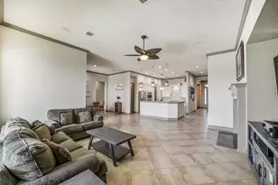 6403 South Saddle Creek Lane, Fulshear, TX 77441 - Photo 4