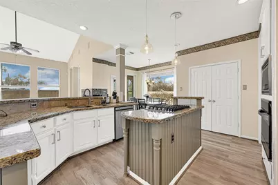 4902 Bellmead Drive, Missouri City, TX 77459 - Photo 10