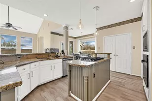 4902 Bellmead Dr, Missouri City, TX 77459 - Photo 10