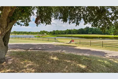 41111 Community Road, Magnolia, TX 77354 - Photo 32