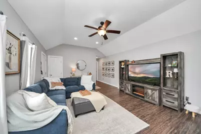 13826 Northlake Drive, Houston, TX 77049 - Photo 10