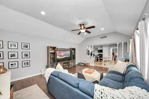 13826 Northlake Dr, Houston, TX 77049 - Photo 4