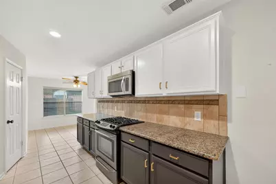 3717 Pin Oak Drive E, Pearland, TX 77581 - Photo 24