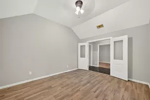 3717 Pin Oak Dr E, Pearland, TX 77581 - Photo 8