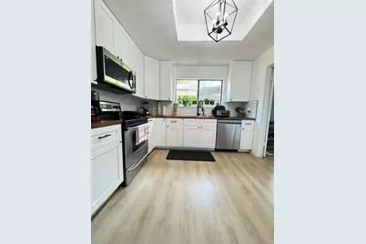 11711 Memorial Drive #251, Houston, TX 77024 - Photo 2