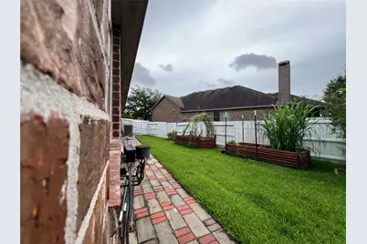 6181 Bridgewater Lane, League City, TX 77573 - Photo 14