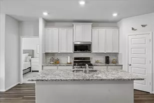 2636 Bellwick Cyn Ct, Pearland, TX 77089 - Photo 10
