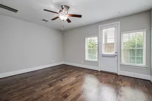 11023 Acorn Falls Dr, Houston, TX 77043 - Photo 6